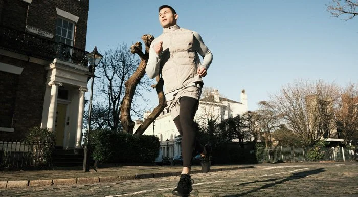 How To Stretch Before And After A Run: The 10 Best Exercises | MYPROTEINβ’