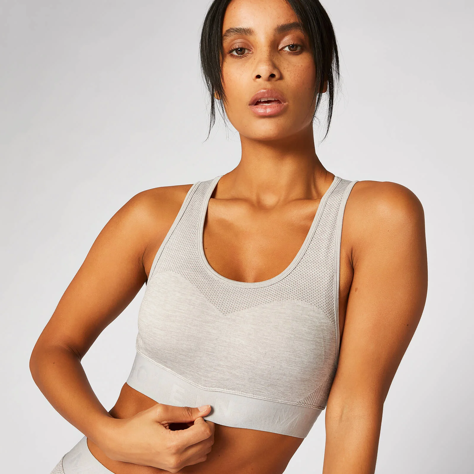 Inspire Seamless Sports Bra - Sulphur Grey - M Image 2