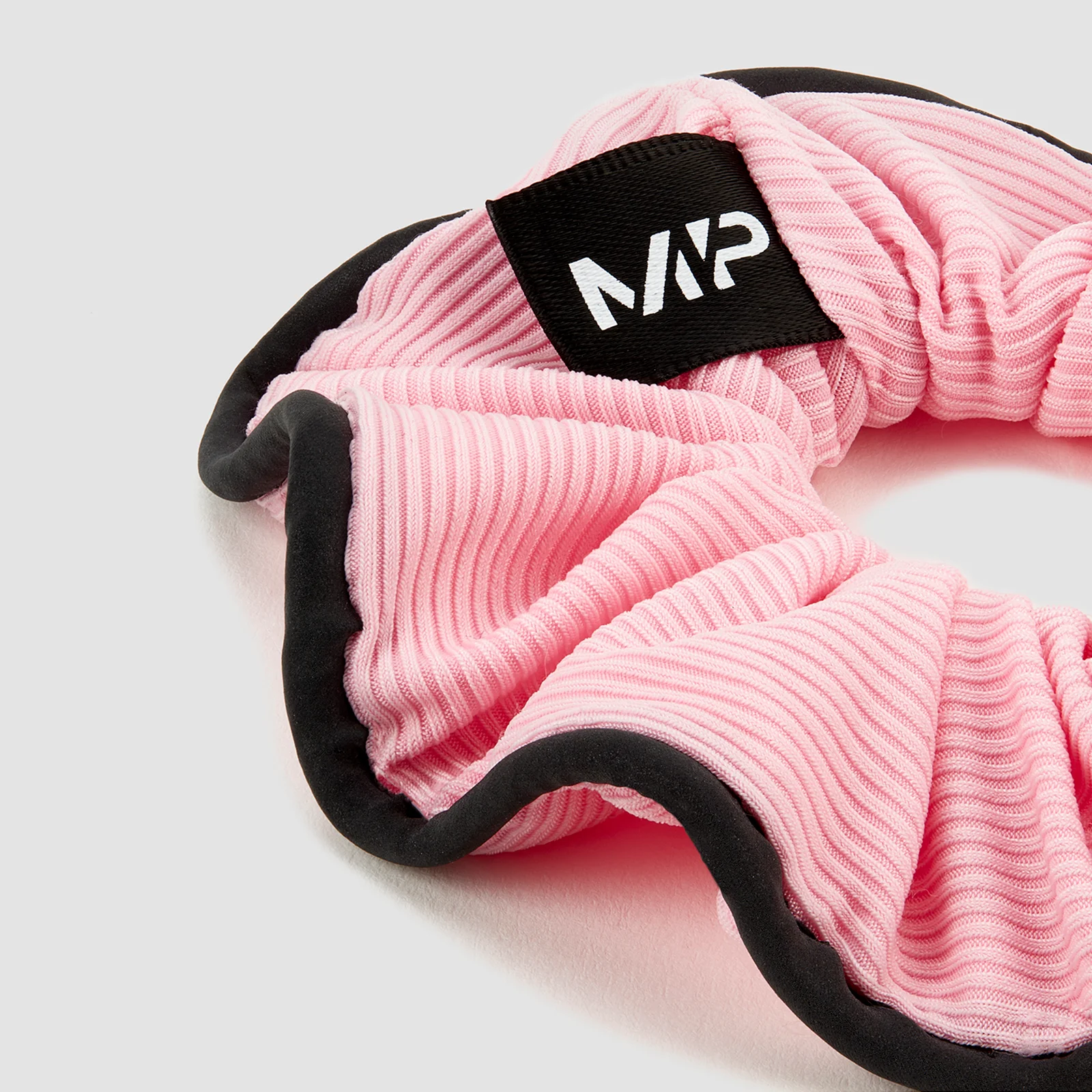 MP X Invisibobble® Reflective Power Sprunchie – Black/Pink - 2 PACK Image 4