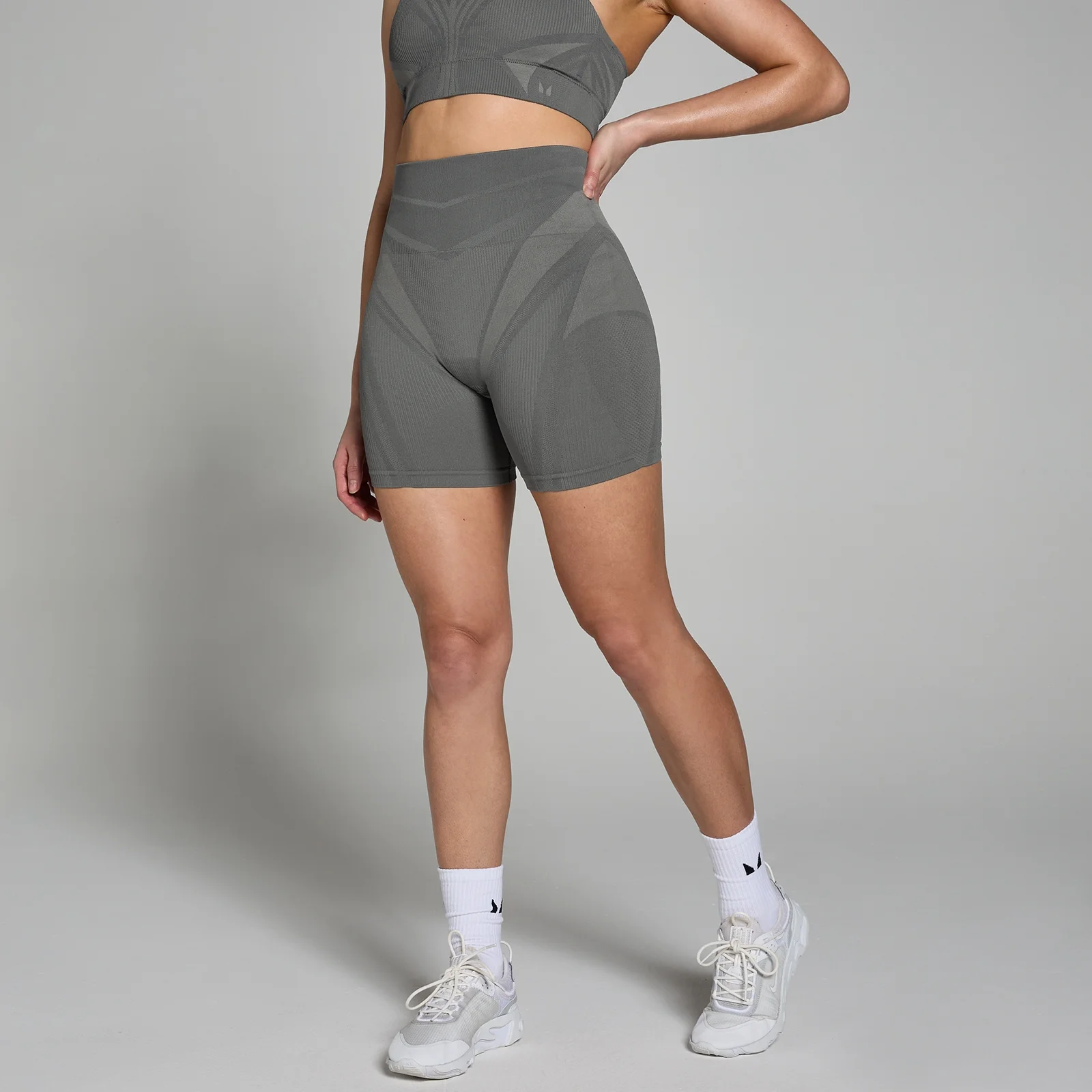 MP Women's Tempo Ultra Geometric Seamless Booty Shorts - Carbon - XS Image 1