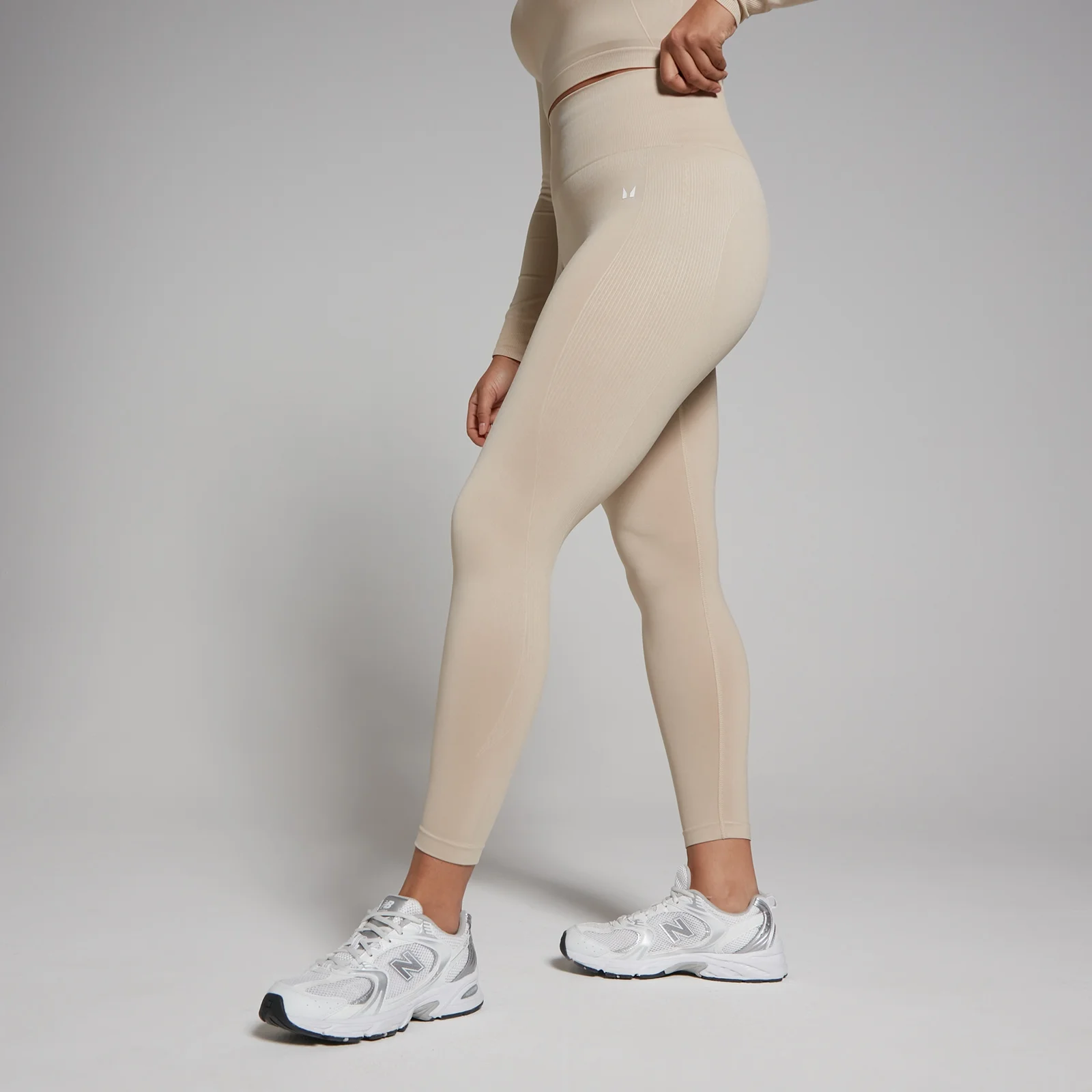 MP Women's Shape Seamless 7/8 Leggings - Sandstone - XS Image 1
