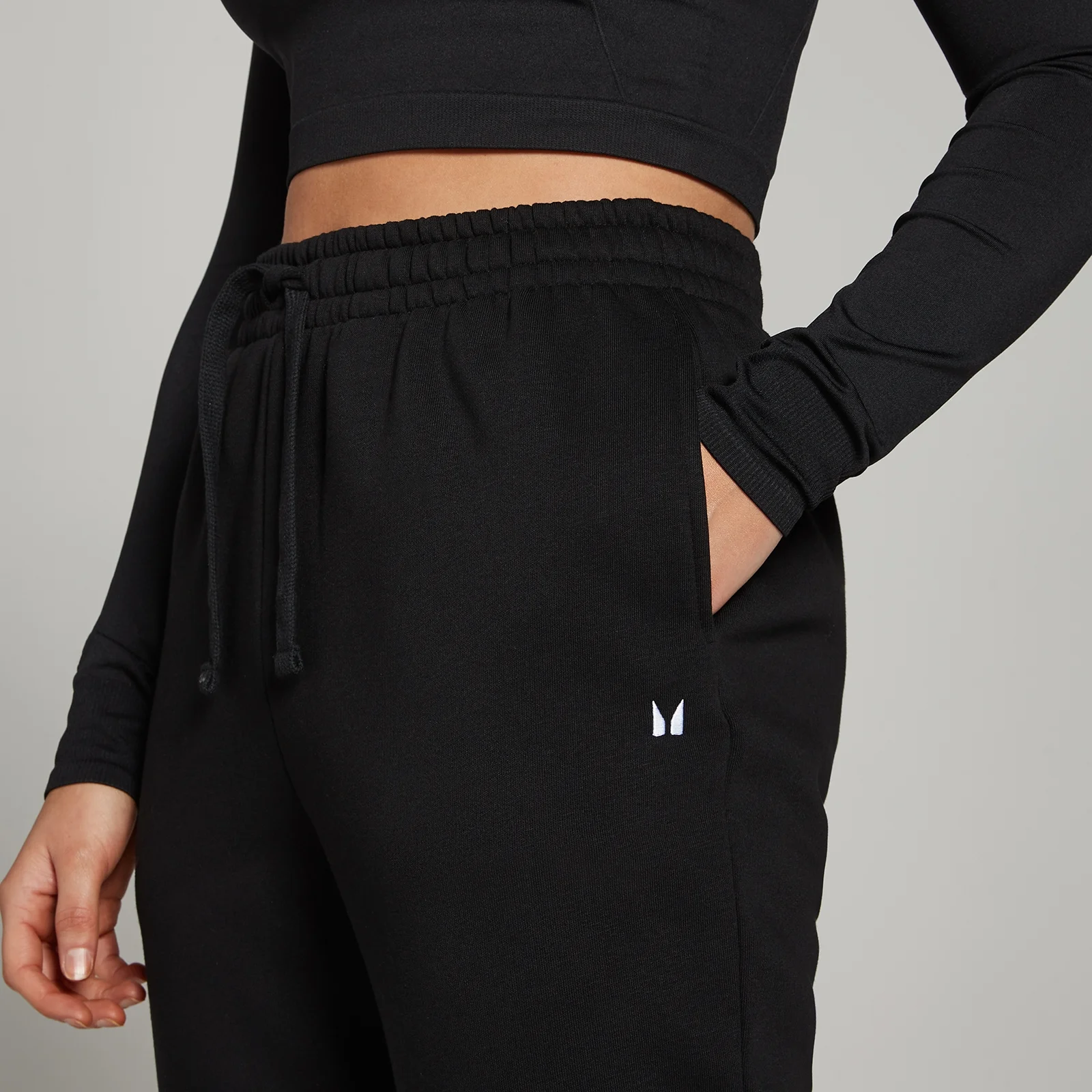 MP Women's Basics Regular Fit Joggers - Black - XXS Image 4