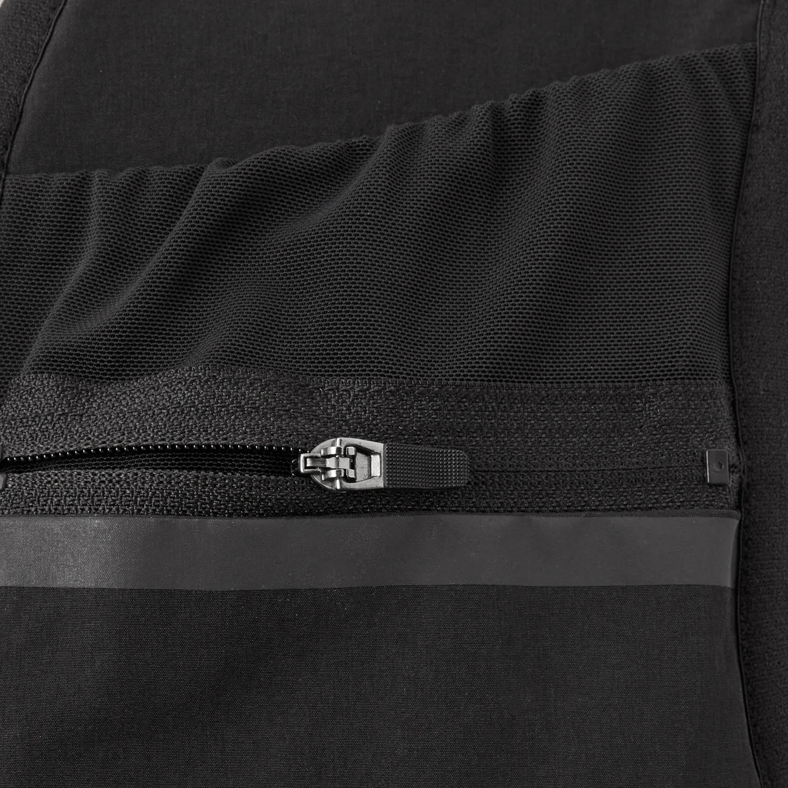 MP Hydration Vest - Black - S Image 4