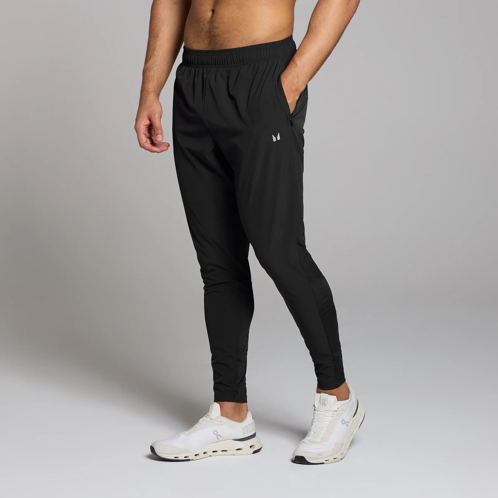 MP Men's Training Woven Joggers Black Myprotein UK