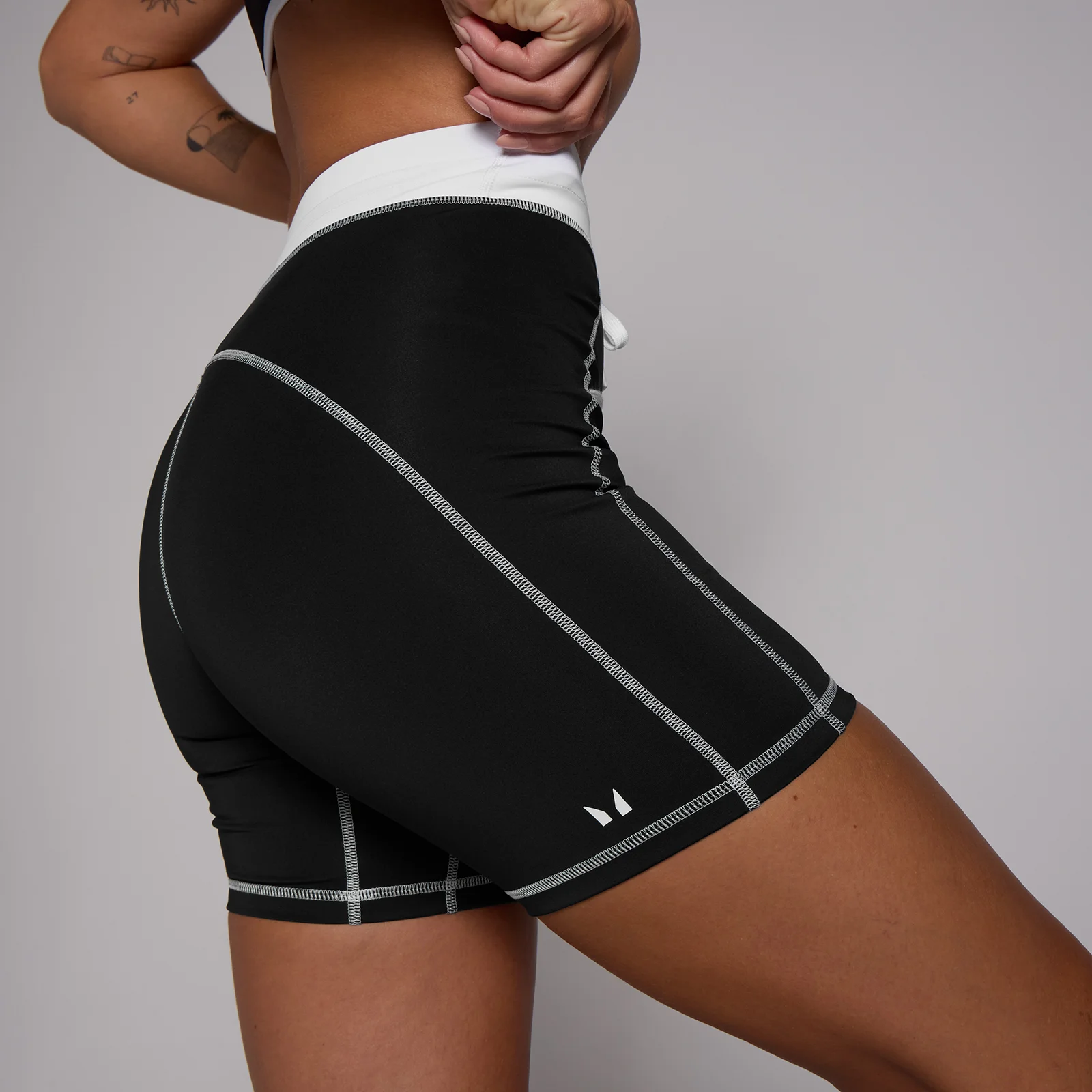 MP Women's Tempo Contrast Drawstring Shorts - Black - XS Image 5