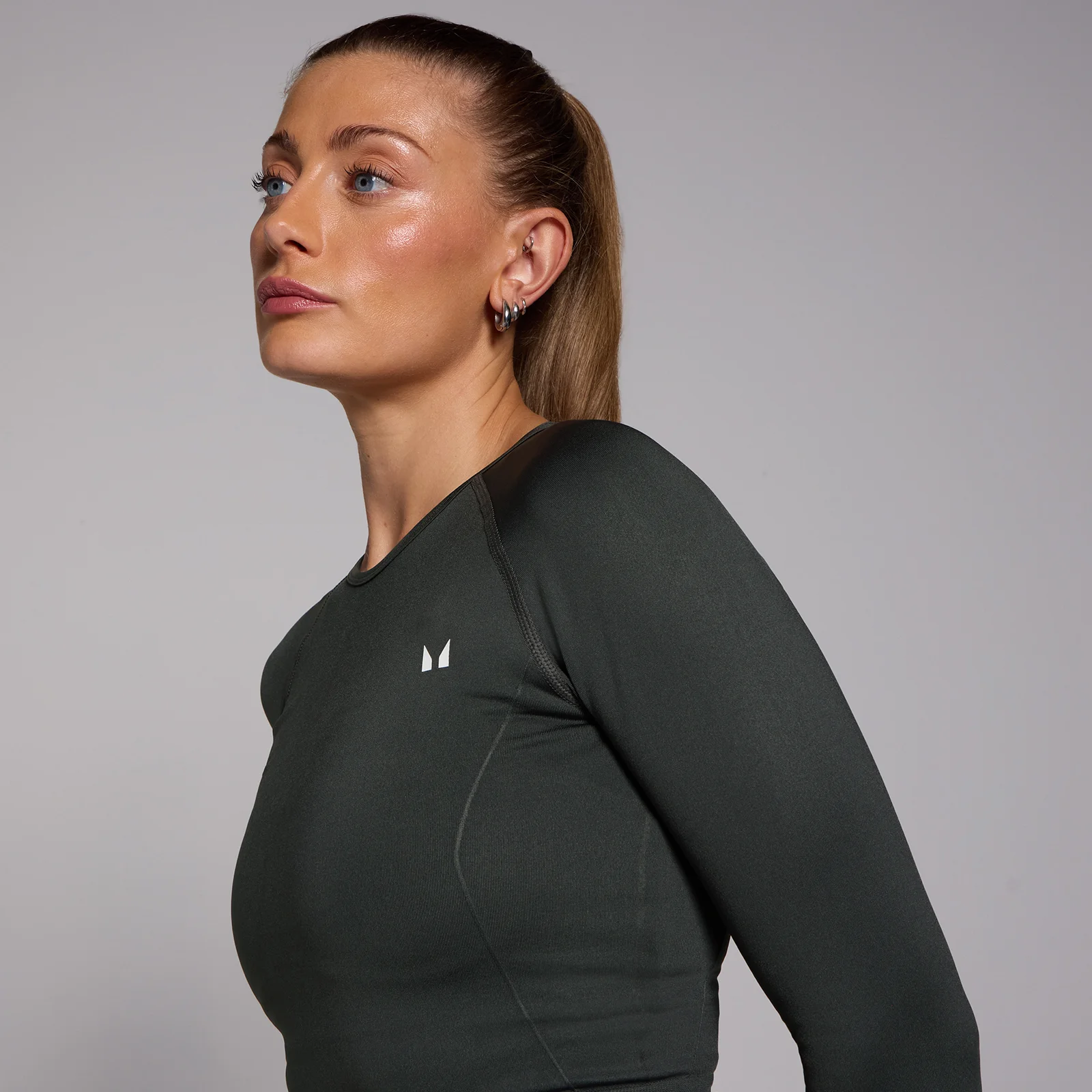 MP Women's Shape Seamless Long Sleeve Crop Top - Dark Shadow - M Image 4