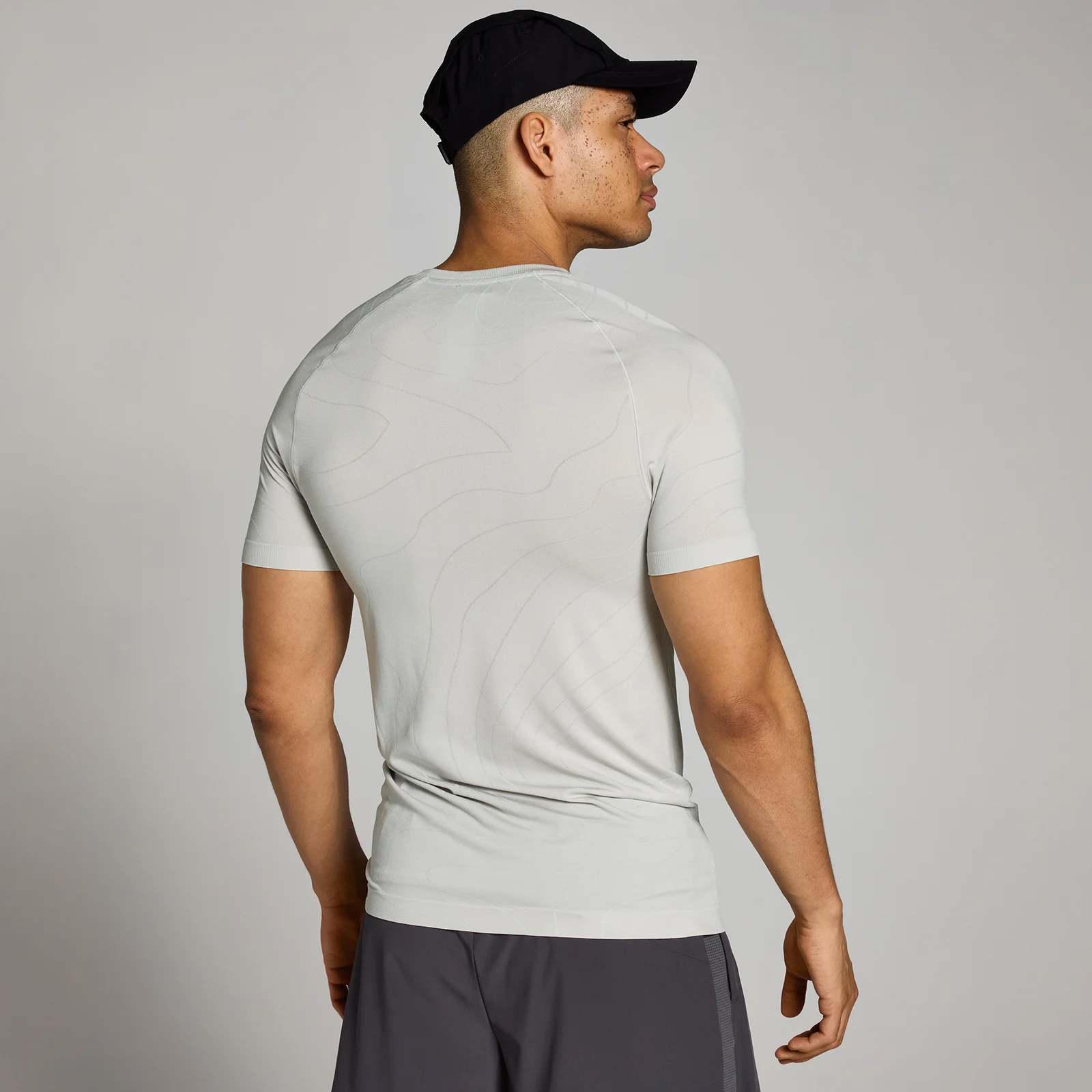 MP Men's Velocity Ultra Muscle Fit Seamless T-Shirt - Chrome - S Image 2