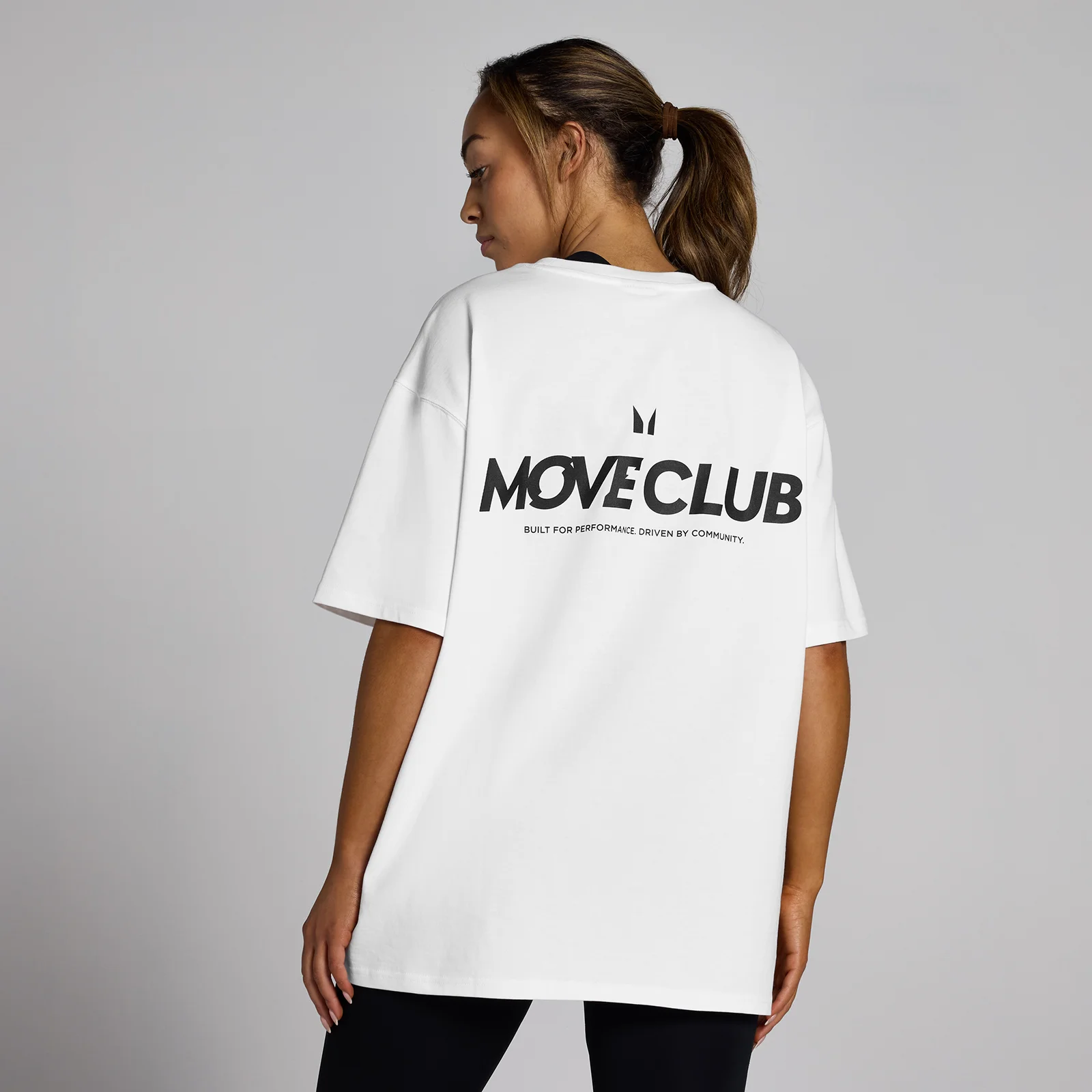 MP Unisex Move Club T-Shirt - White - S-M Image 2