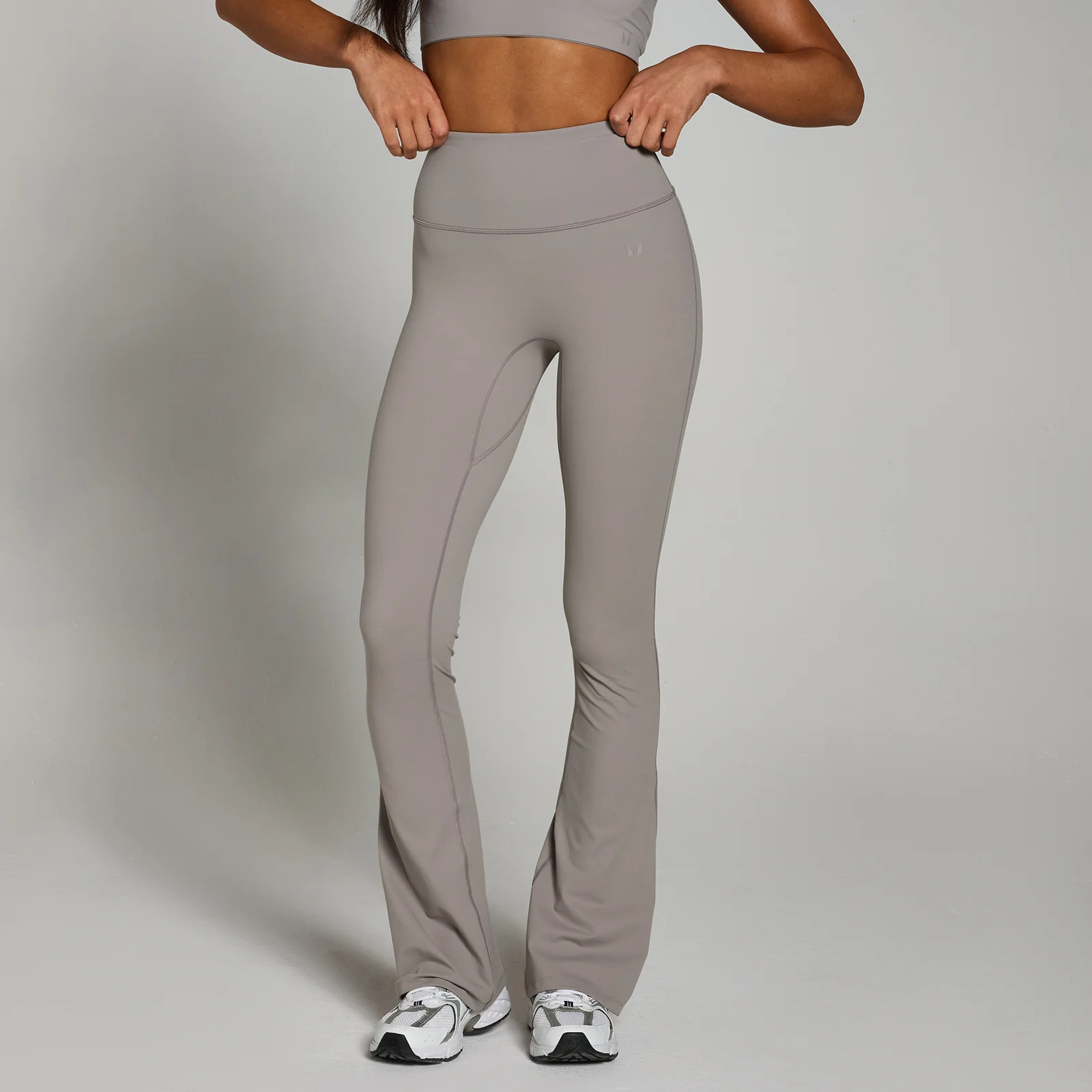 MP Women's Tempo Flared Leggings - Mushroom - XL Image 1