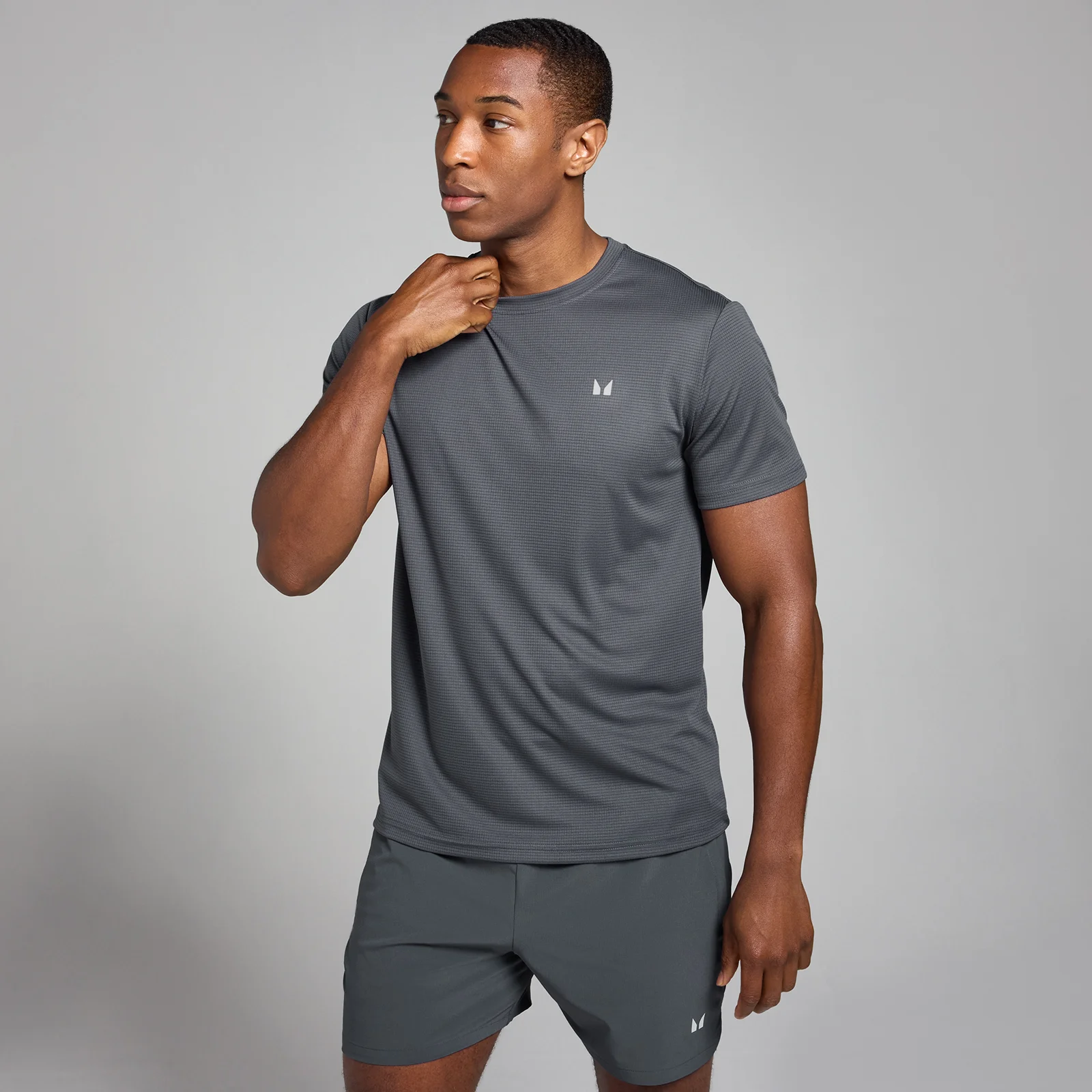 MP Men's Active Grid Training T-Shirt - Dark Grey - XS Image 1