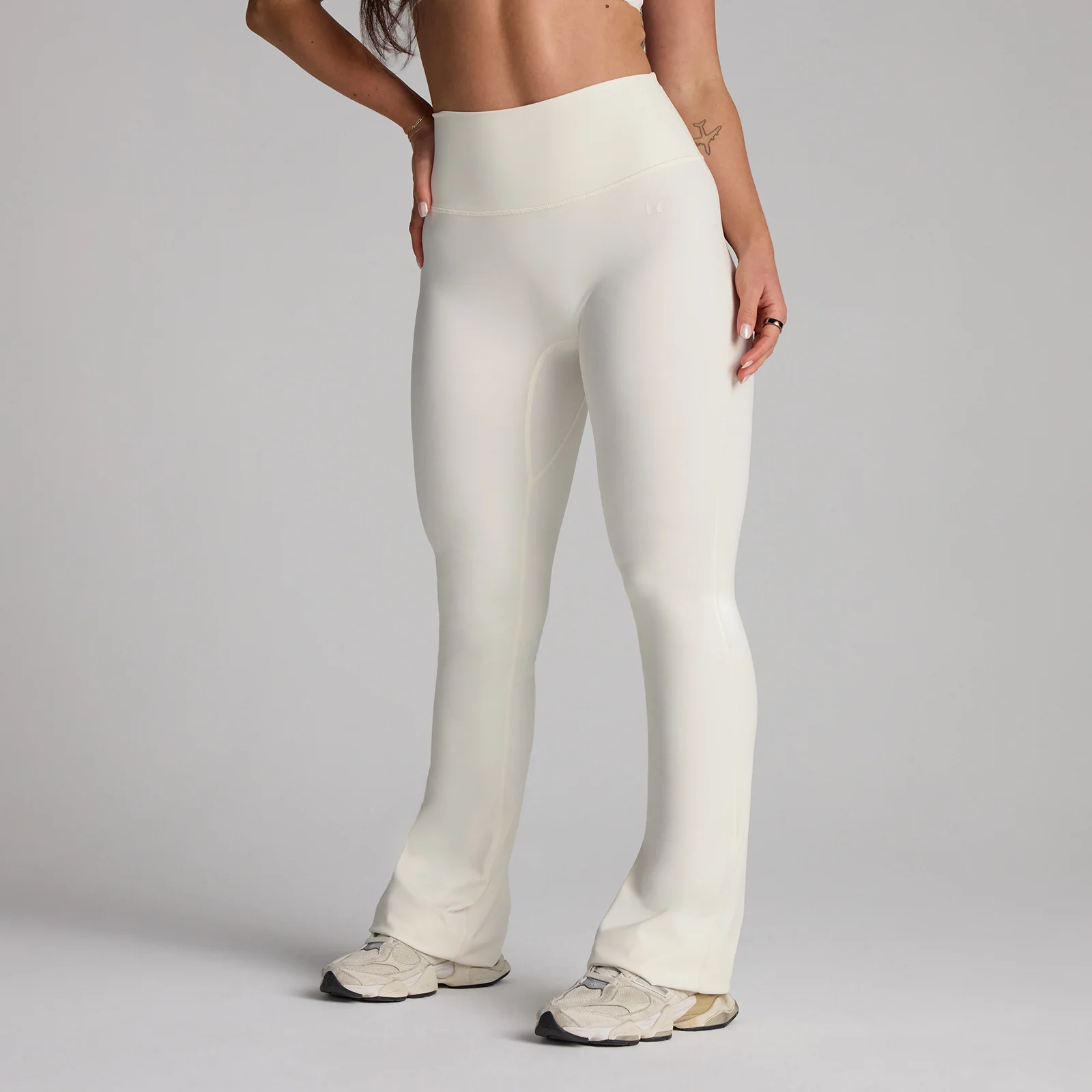 MP Women's Tempo Flared Leggings - Coconut - M Image 1
