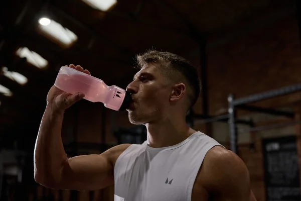 We’re a leading sports nutrition brand, delivering a range of quality products including protein powder, vitamins and minerals, high-protein foods, snack alternatives, and performance clothing.